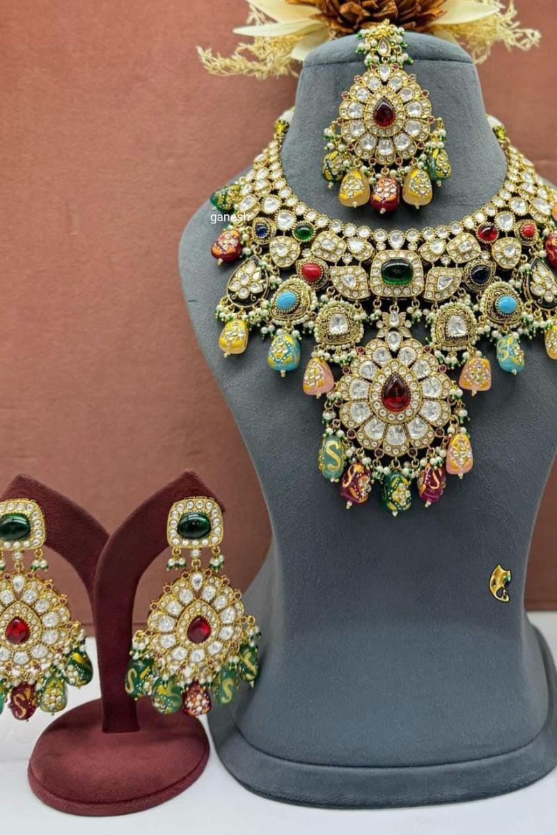 Bridal jewellery 12