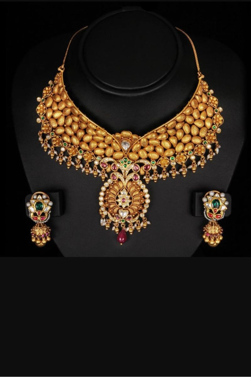 Bridal jewellery 23