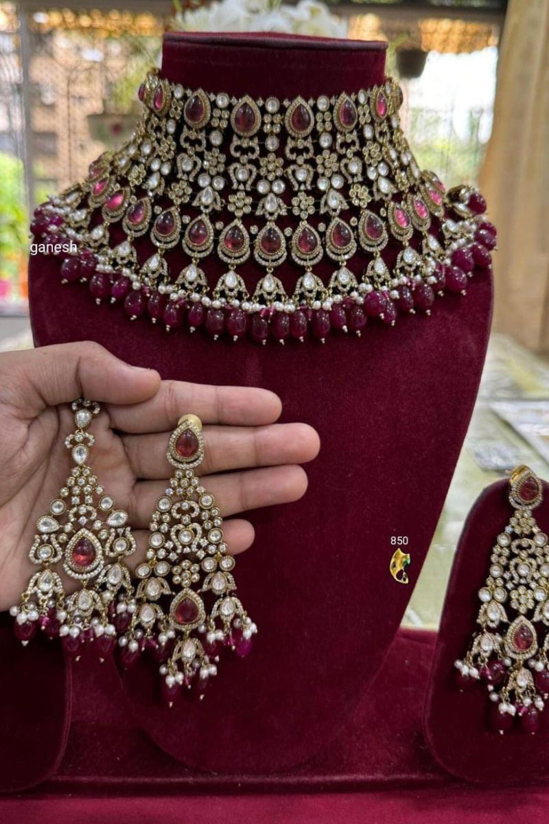 Bridal jewellery 8