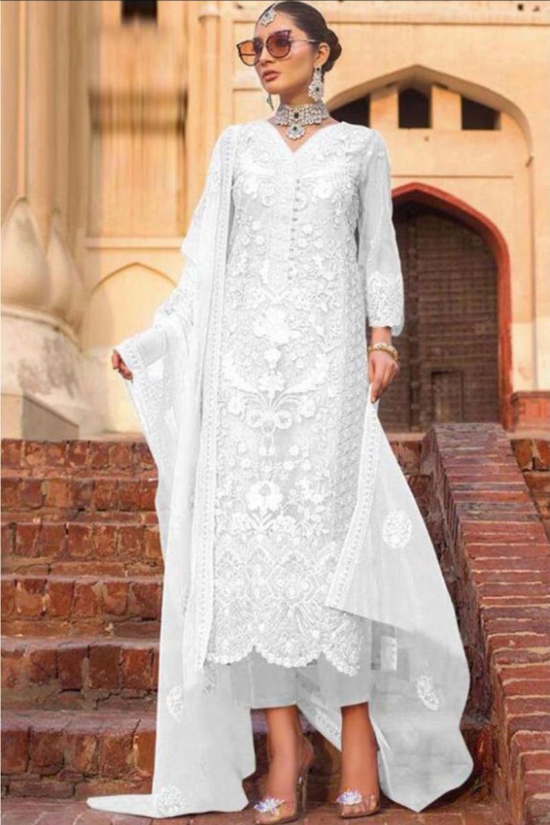 Pakistani dresses 17