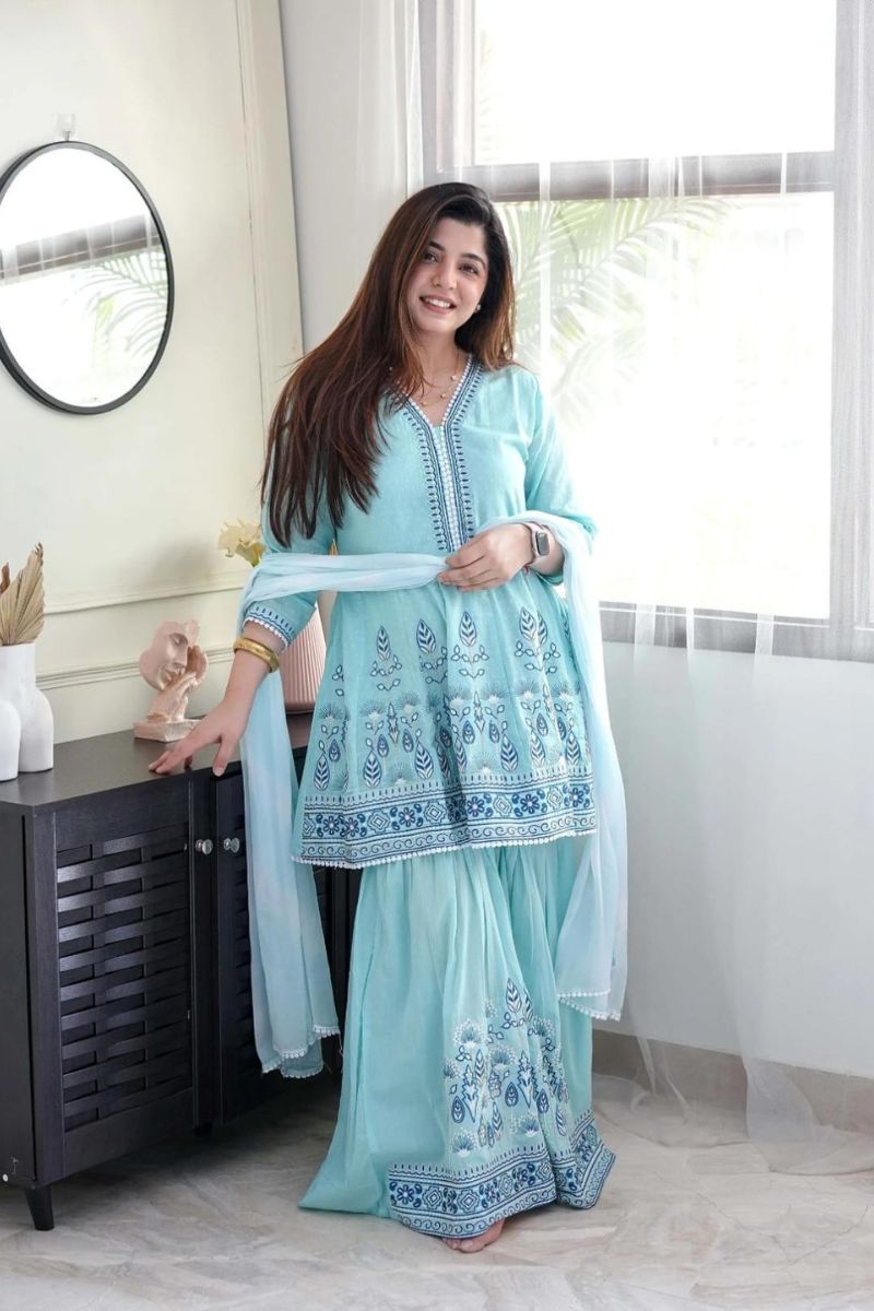 Pakistani dresses 32