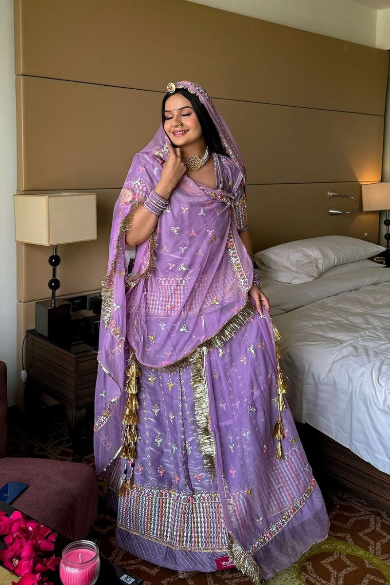 Rajasthani poshak 18
