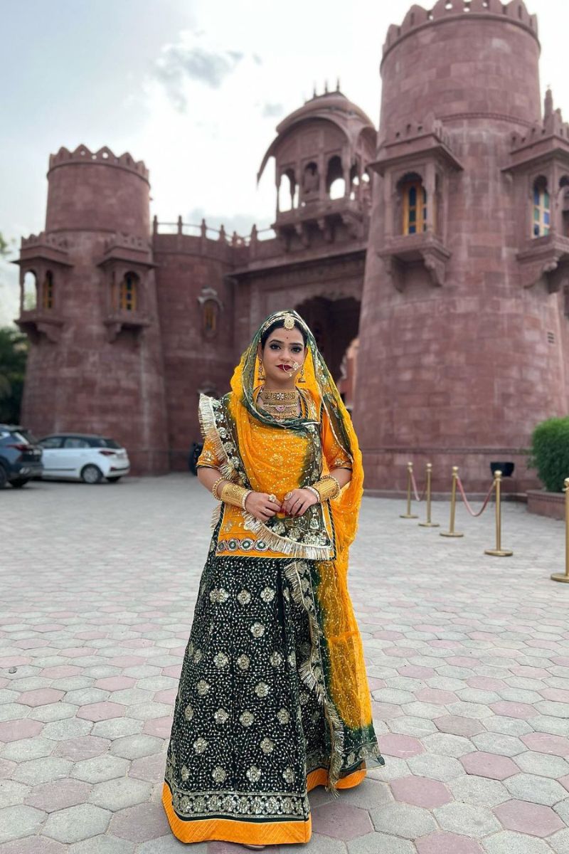 Rajasthani poshak 2